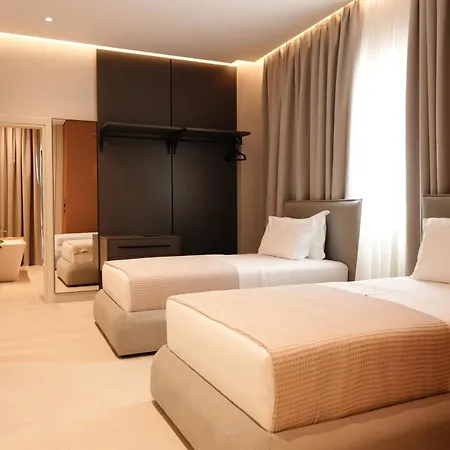 Ξενοδοχείο Natica Εξαμίλιο